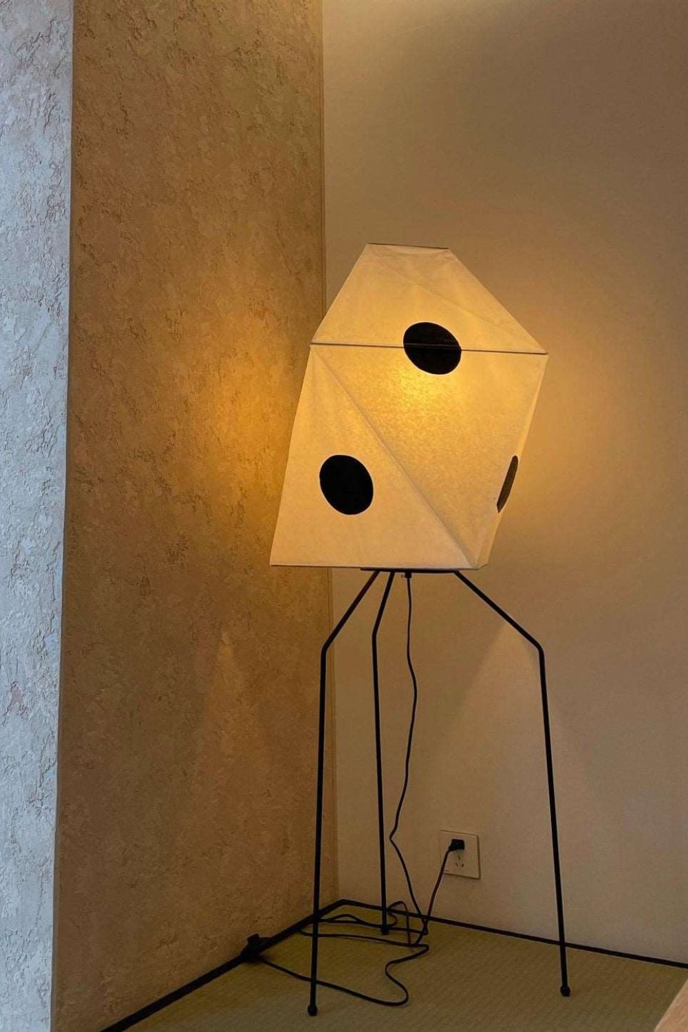 Akari UF3 Q Floor Lamp