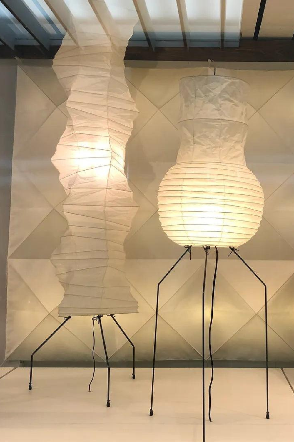 Akari UF4-33N Floor Lamp - SamuLighting