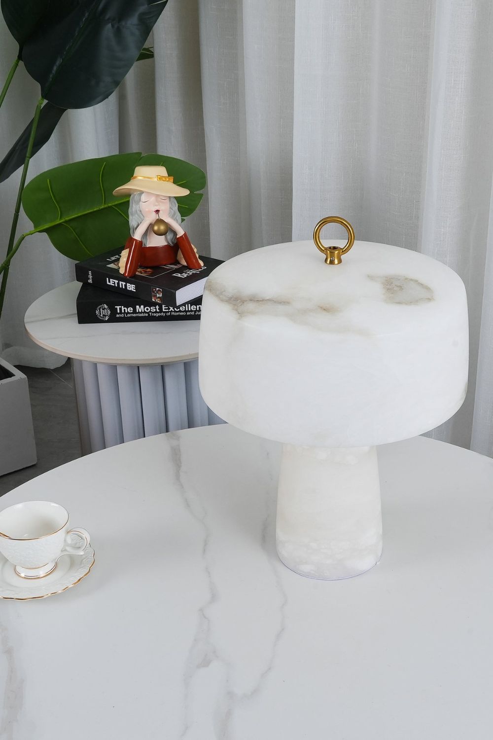 Aogashima Table Lamp - SamuLighting