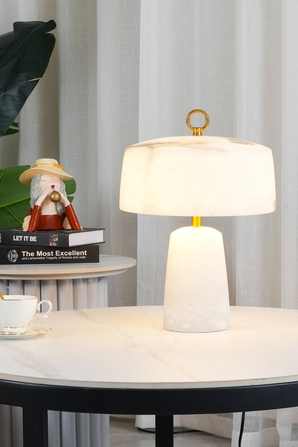 Aogashima Table Lamp - SamuLighting