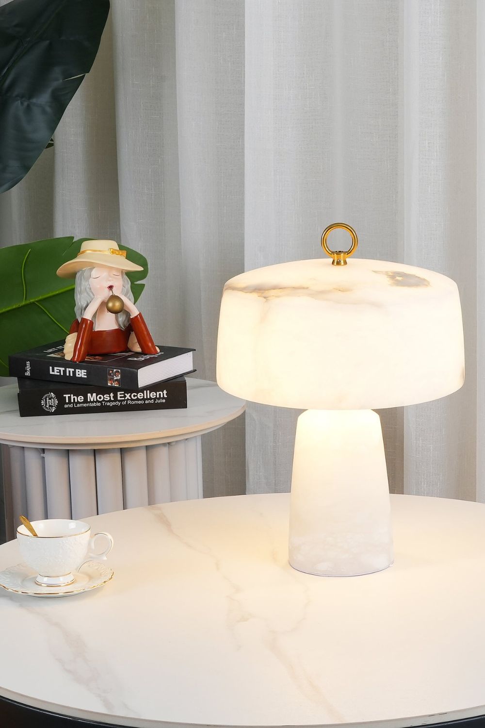 Aogashima Table Lamp - SamuLighting