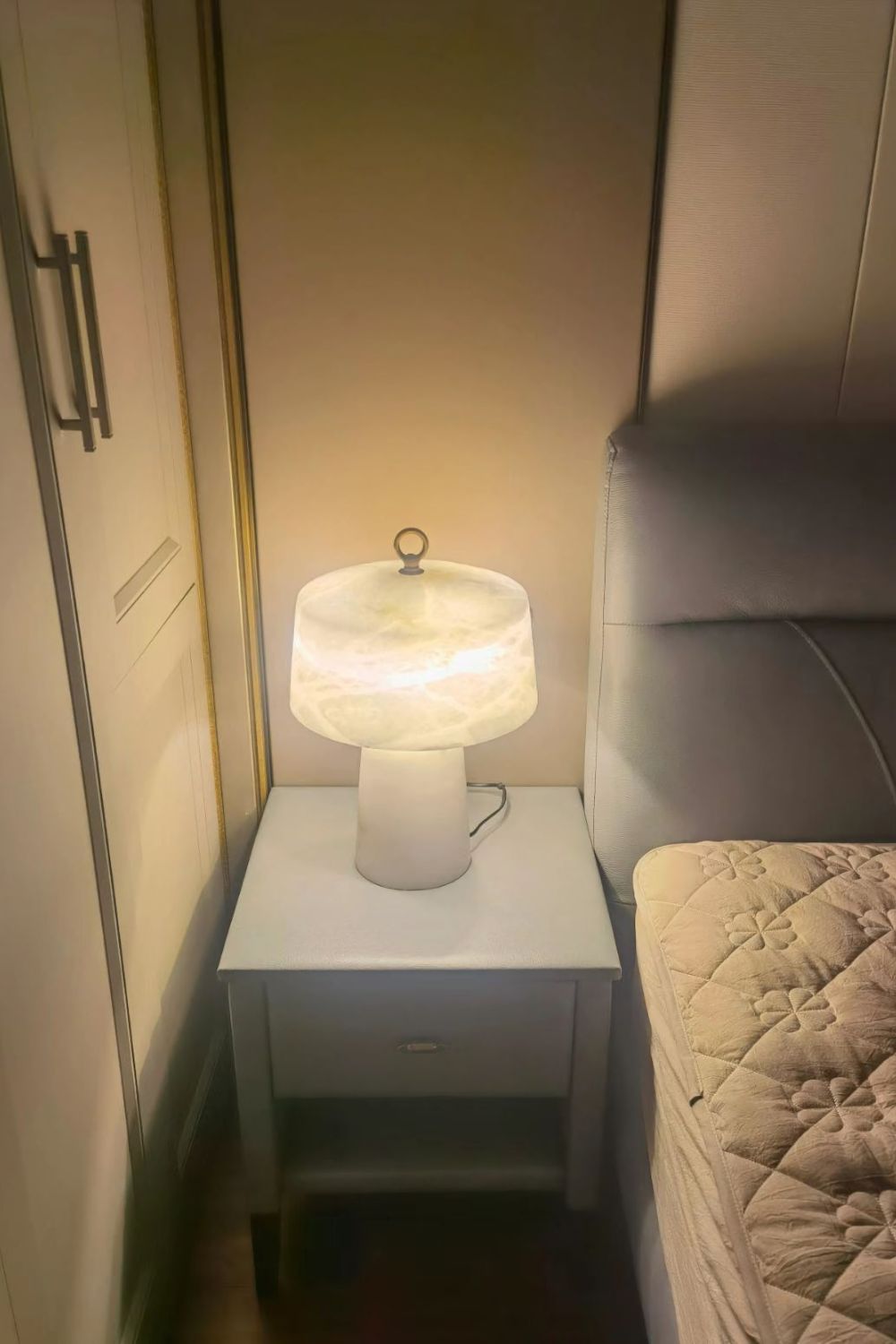 Aogashima Table Lamp - SamuLighting