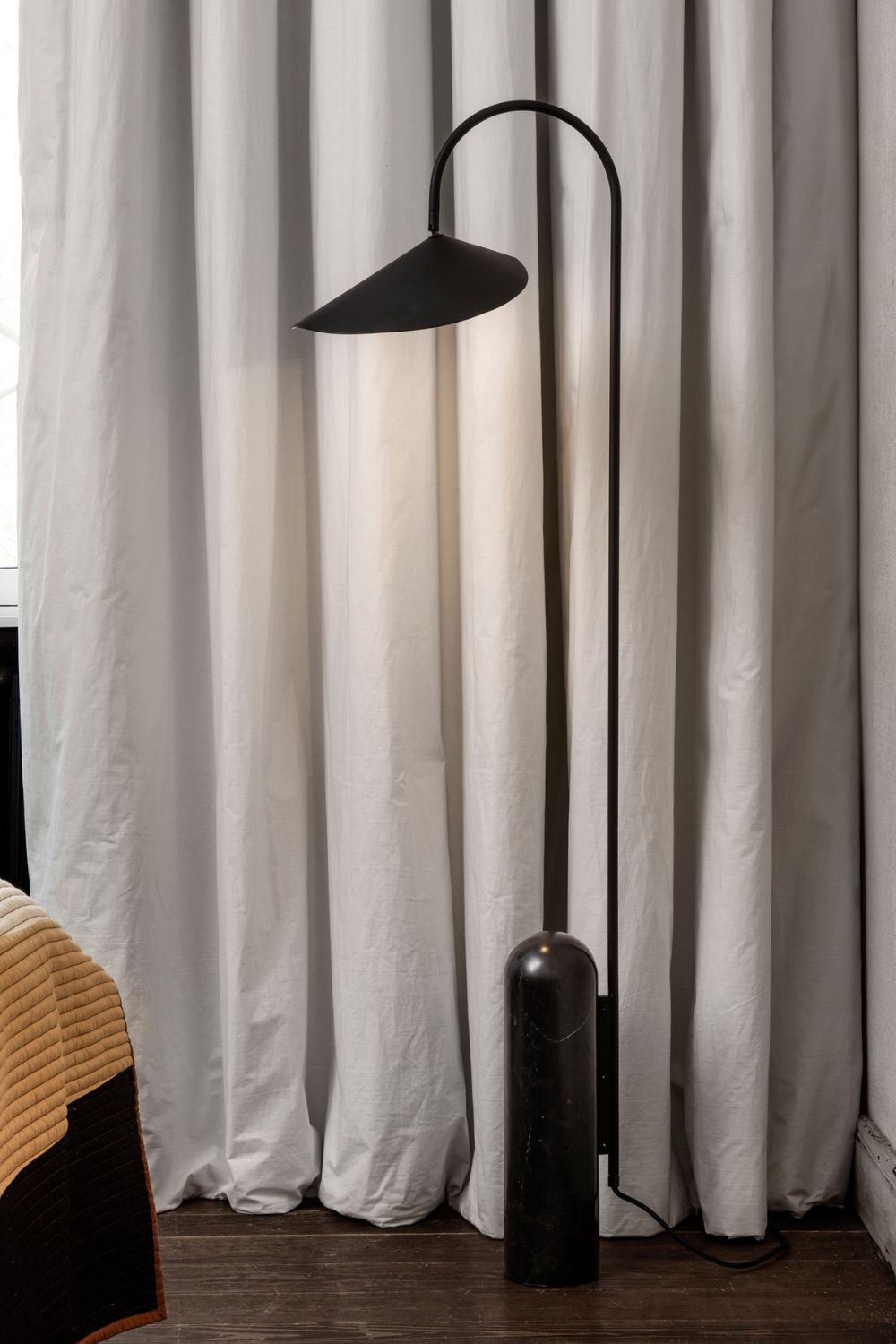 Ferm living arum floor lamp top