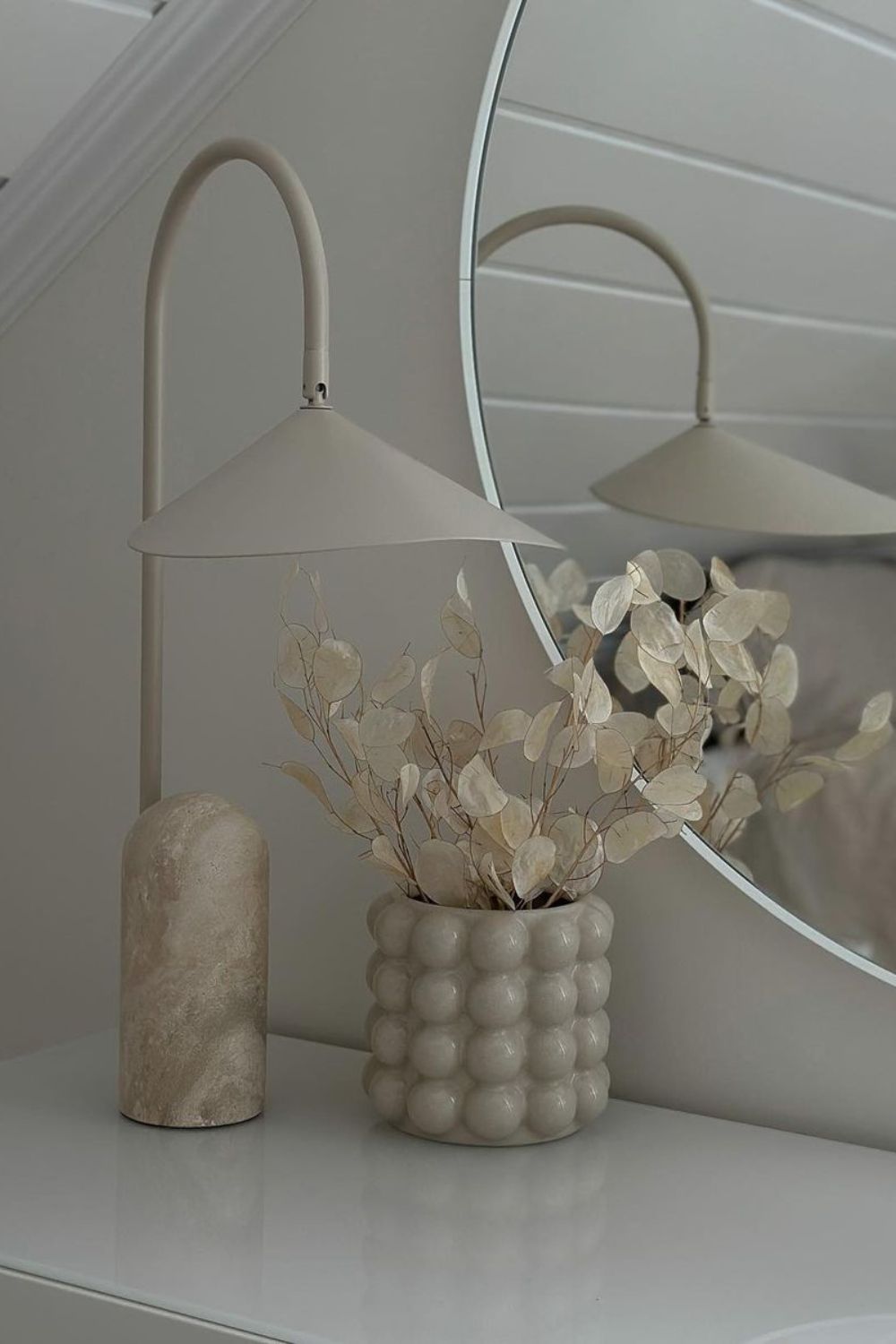 Arum Table Lamp - SamuLighting