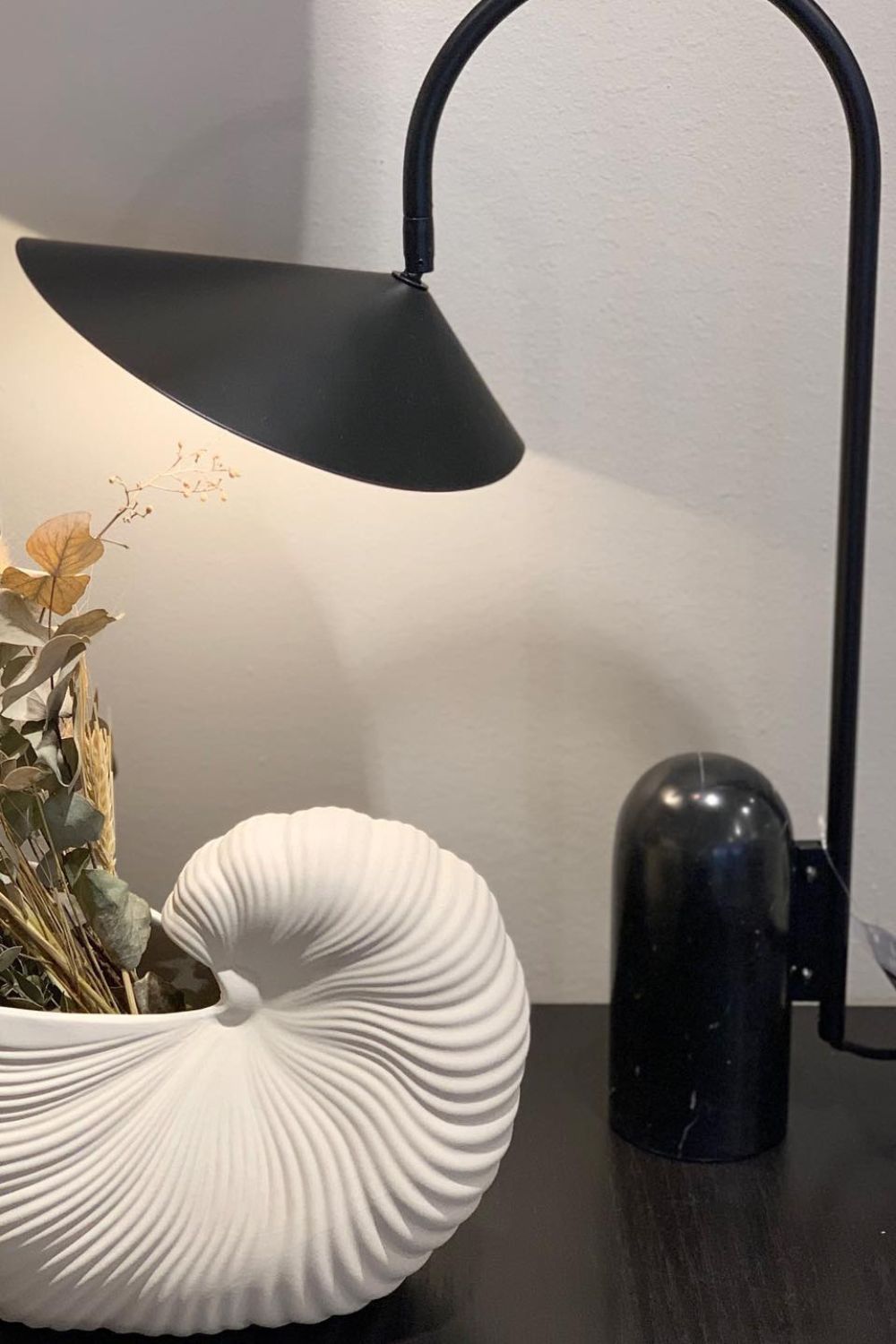 Arum Table Lamp - SamuLighting