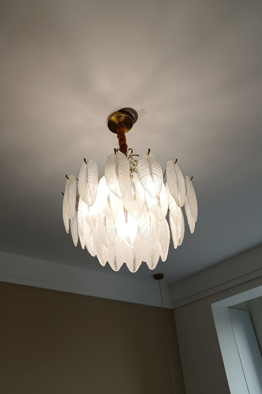 Crystal Feather Chandeliers - SamuLighting