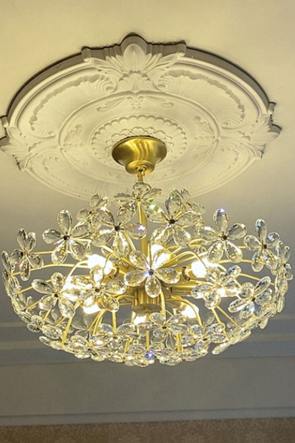 Crystal Flower Chandelier - SamuLighting