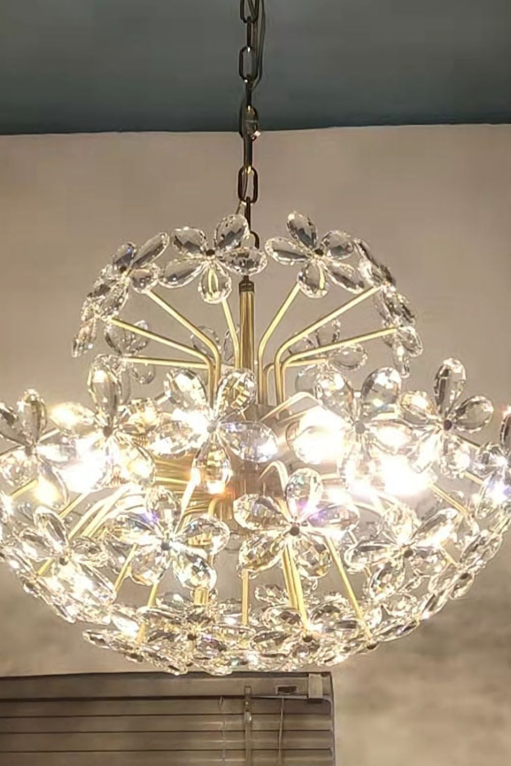 Crystal Flower Chandelier - SamuLighting