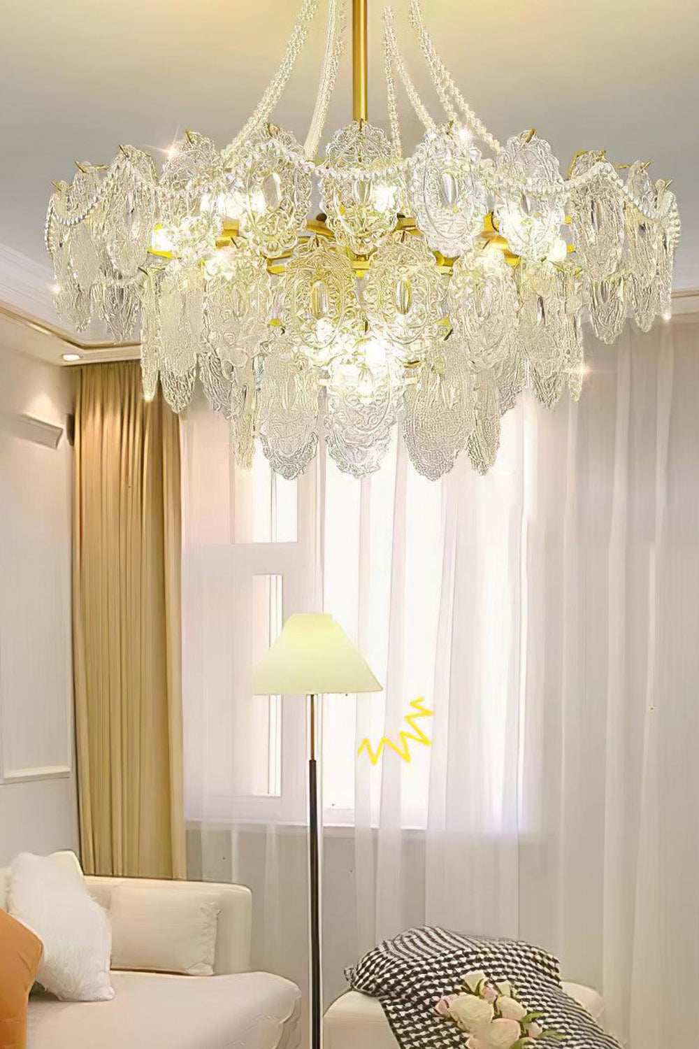 Embossed Pearls Glass Chandelier - SamuLighting