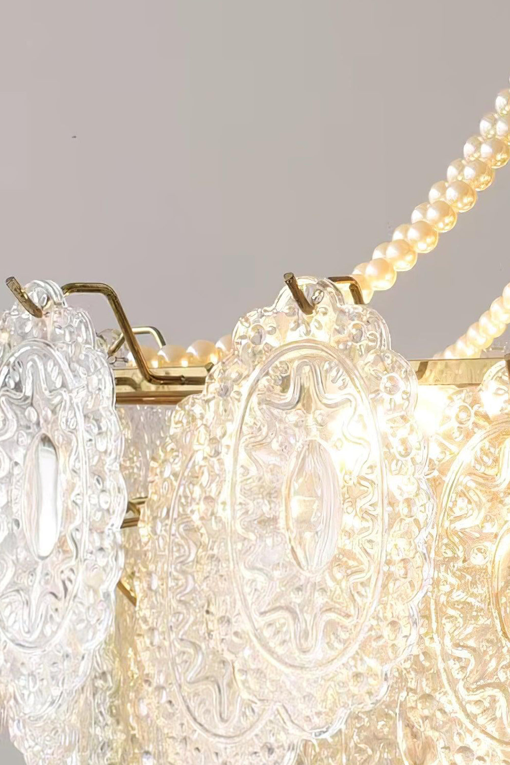 Embossed Pearls Glass Chandelier - SamuLighting