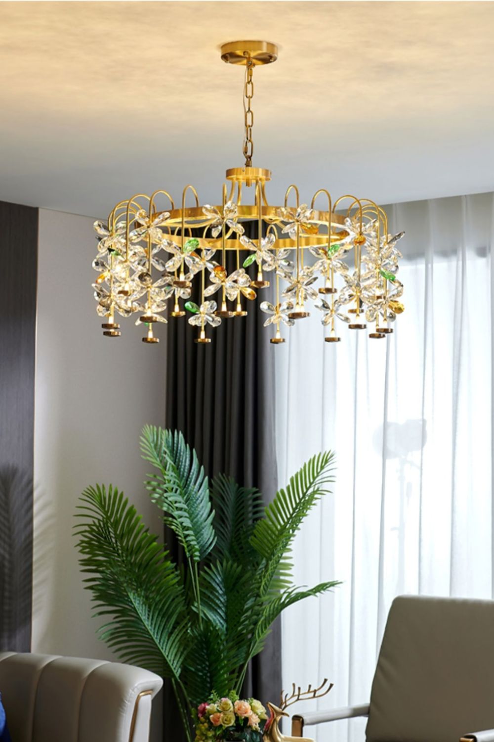 Floral-Inspired Flower Crystal Chandelier – SamuLighting