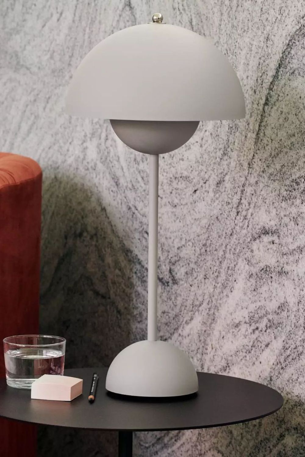Flowerpot Table Lamp - SamuLighting