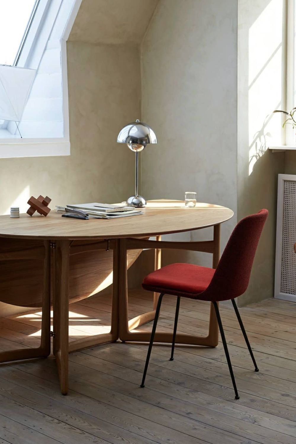 Flowerpot Table Lamp Portable - SamuLighting