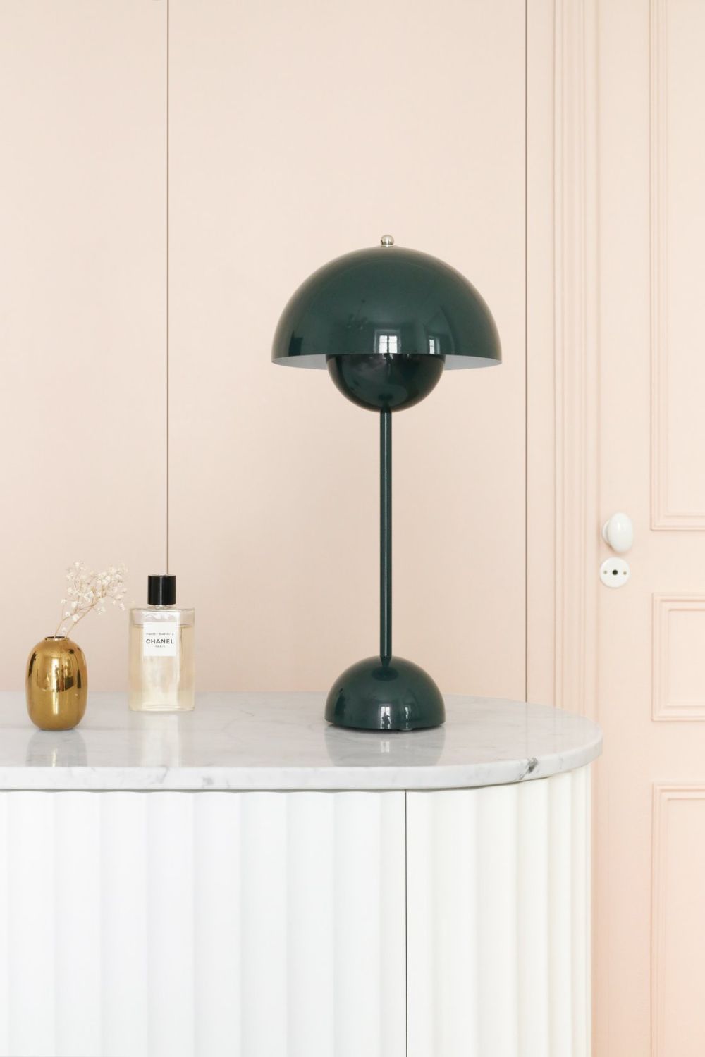 Flowerpot Table Lamp Portable - SamuLighting