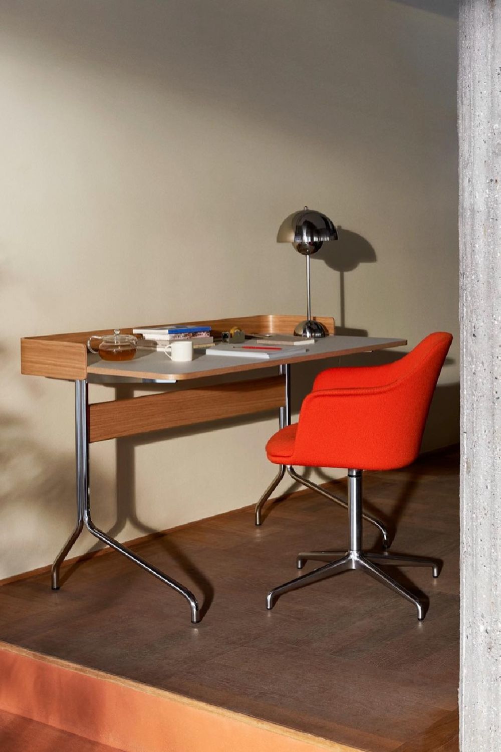 Flowerpot Table Lamp Portable - SamuLighting