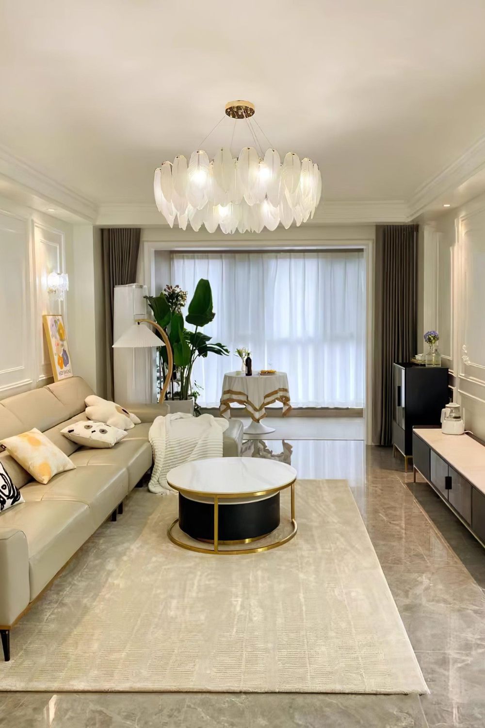 Glass Feather Chandelier - SamuLighting