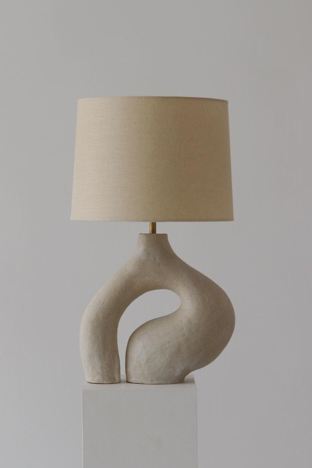 Oblong Loop Table Lamp - SamuLighting