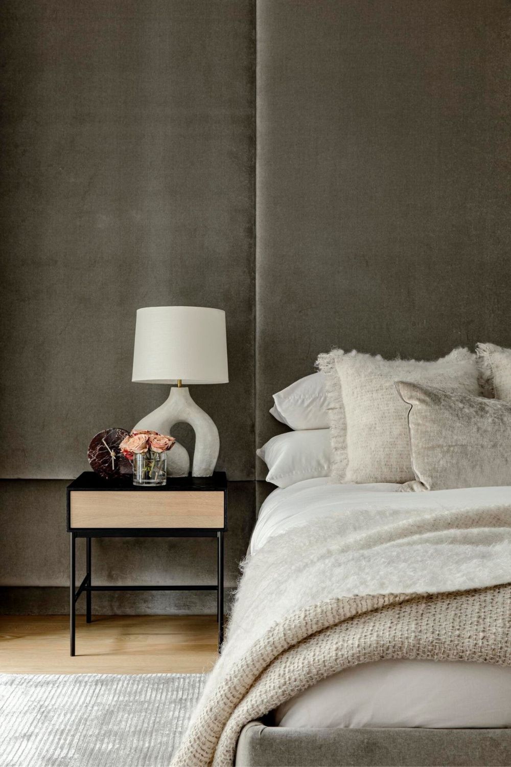Oblong Loop Table Lamp - SamuLighting