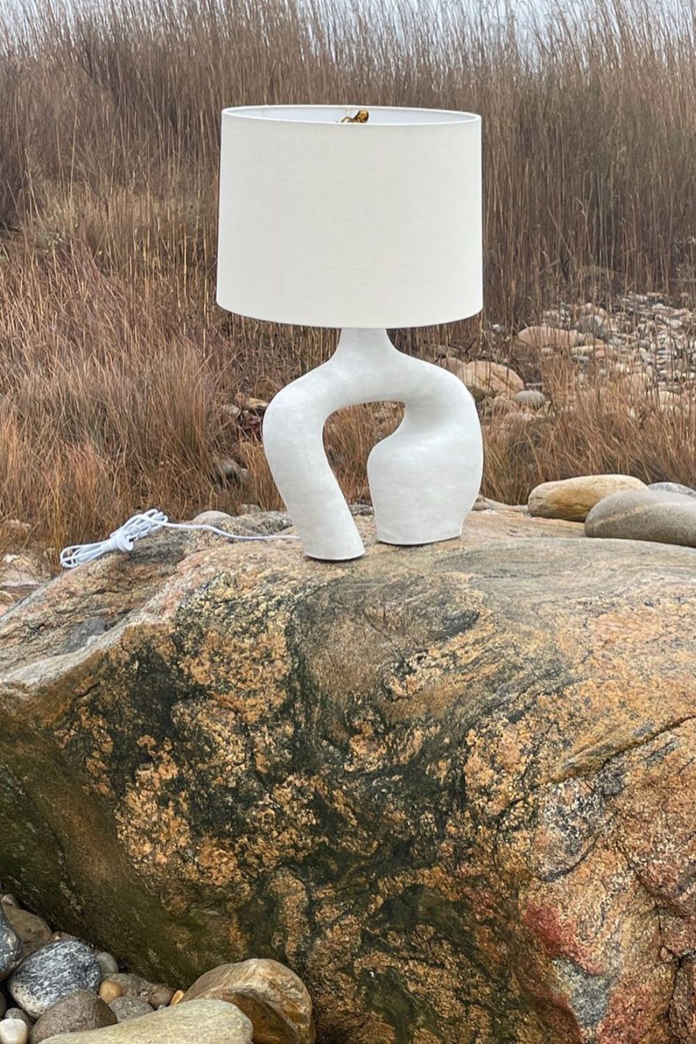 Oblong Loop Table Lamp - SamuLighting