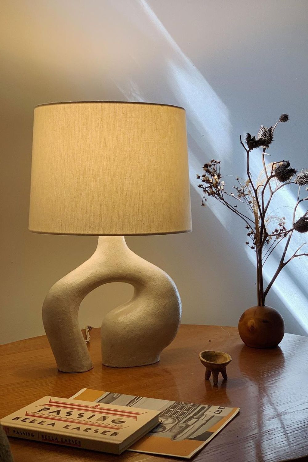 Oblong Loop Table Lamp - SamuLighting
