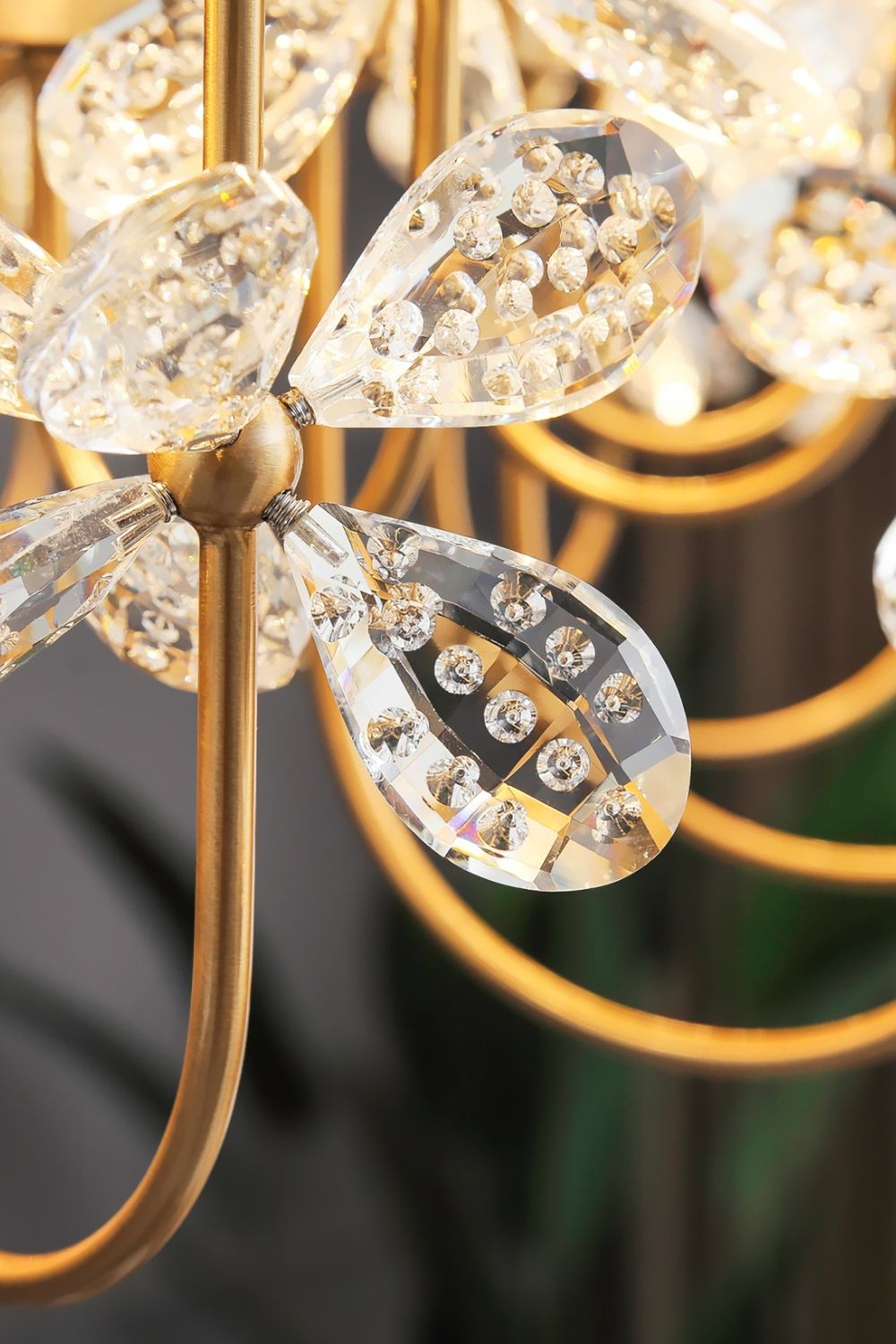 Olander flower crystal chandelier - SamuLighting
