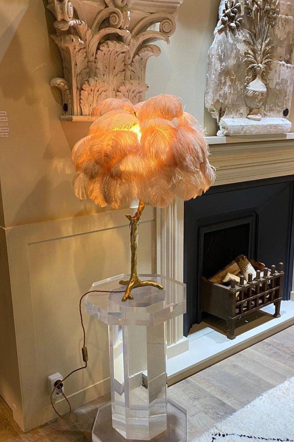 Ostrich Feather Table Lamp - SamuLighting