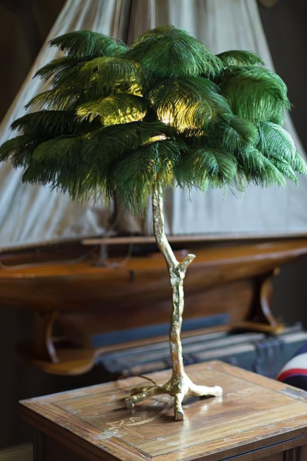 Ostrich Feather Table Lamp - SamuLighting