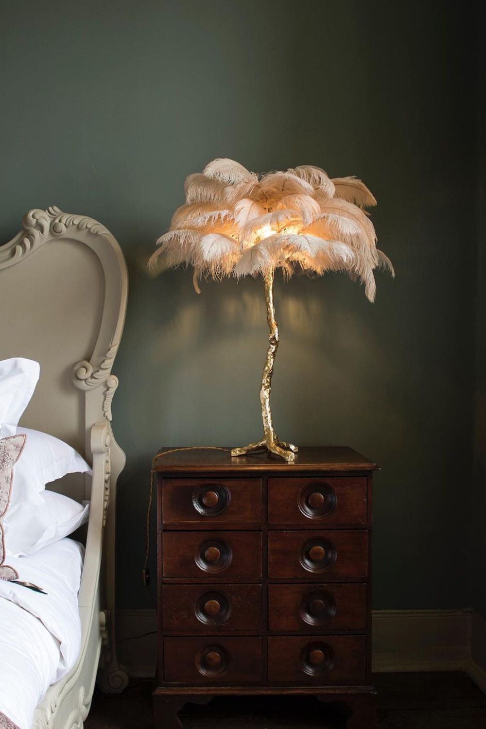 Ostrich Feather Table Lamp - SamuLighting