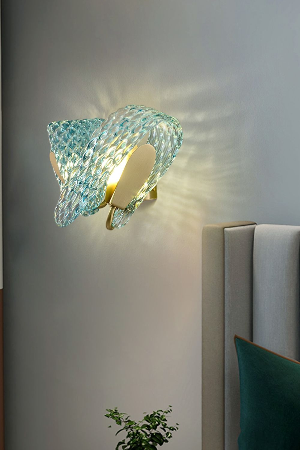 Petal Blue Glass Wall Lamp - SamuLighting