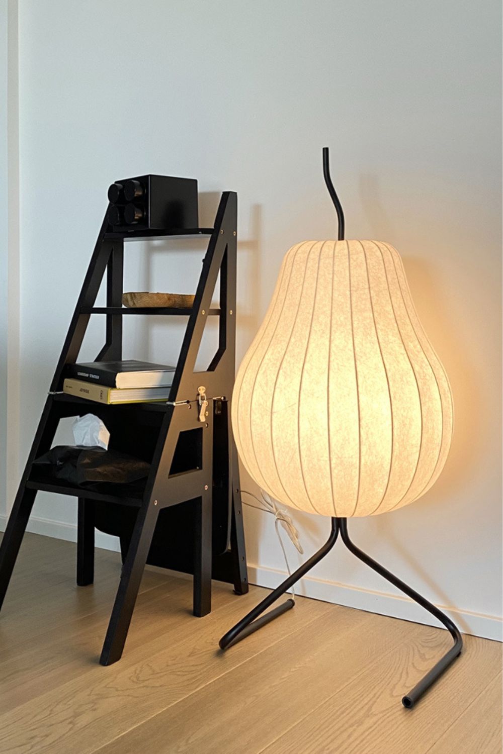 Sydney Floor Lamp - SamuLighting