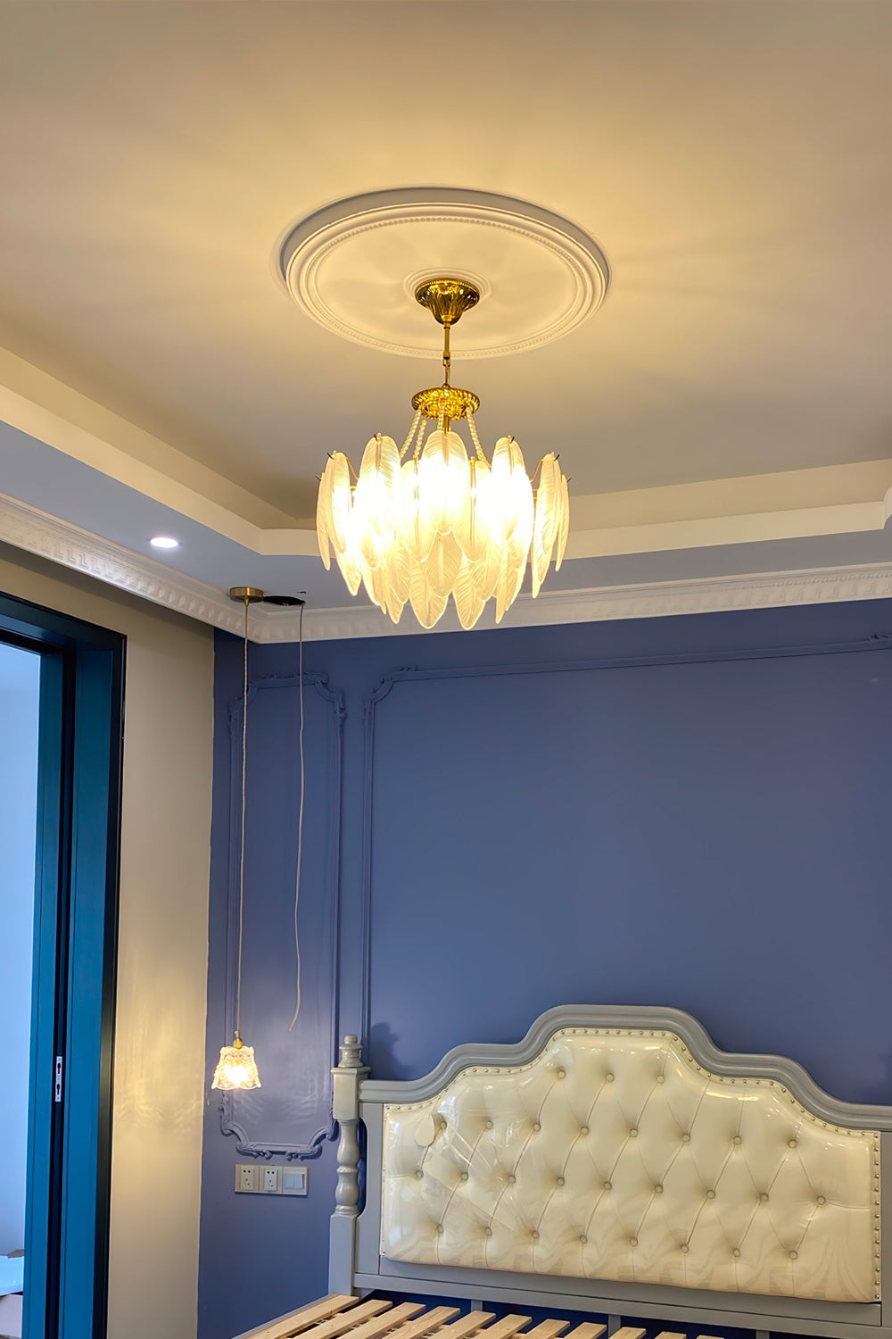 Texture Glass Leaf Chandelier - SamuLighting