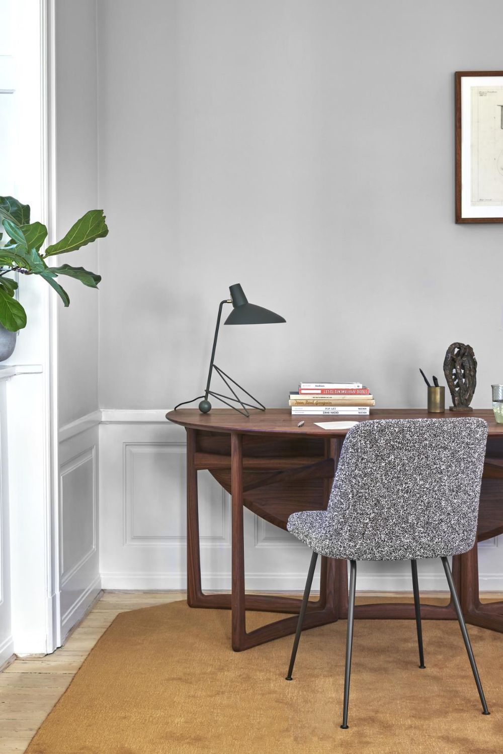 Tripod HM9 Table Lamp - SamuLighting