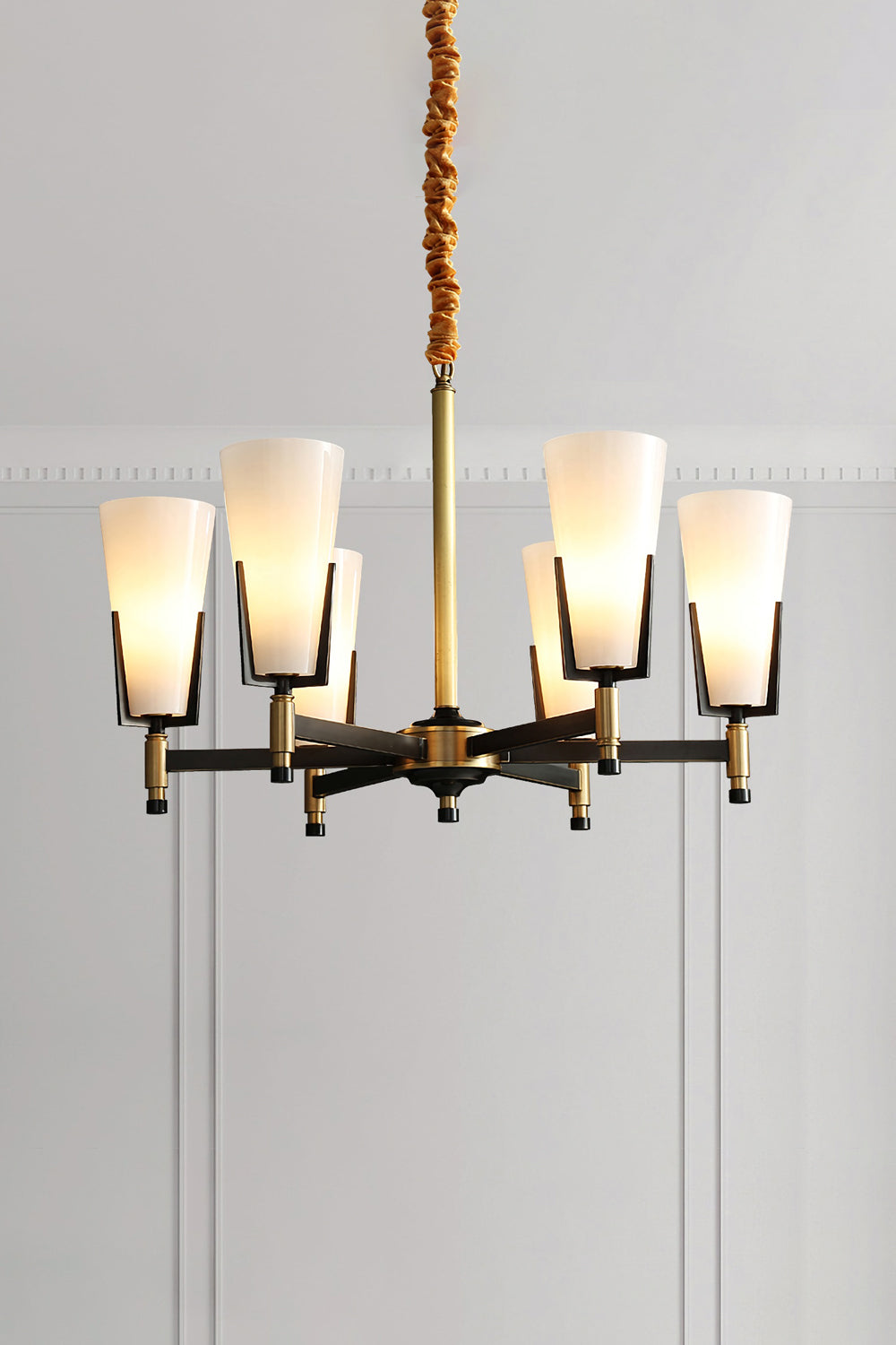 Upton Chandelier - SamuLighting