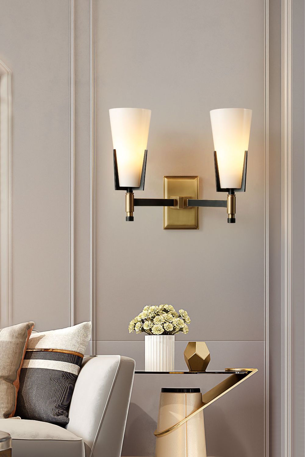 Upton Wall Lamp - SamuLighting