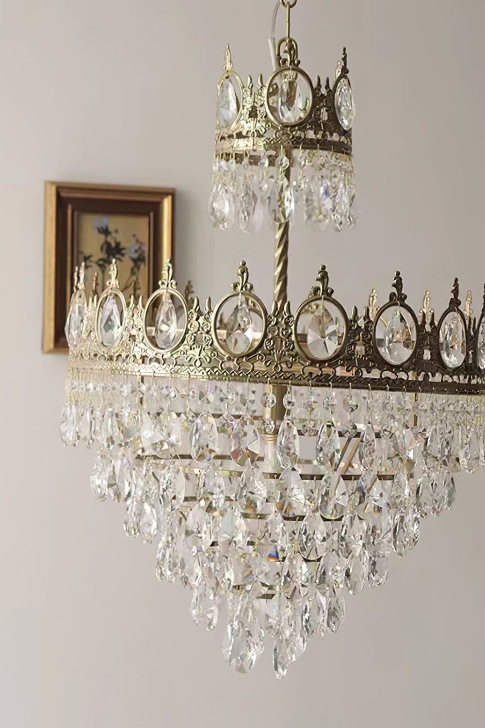 Vintage Crystal Chandeliers – SamuLighting