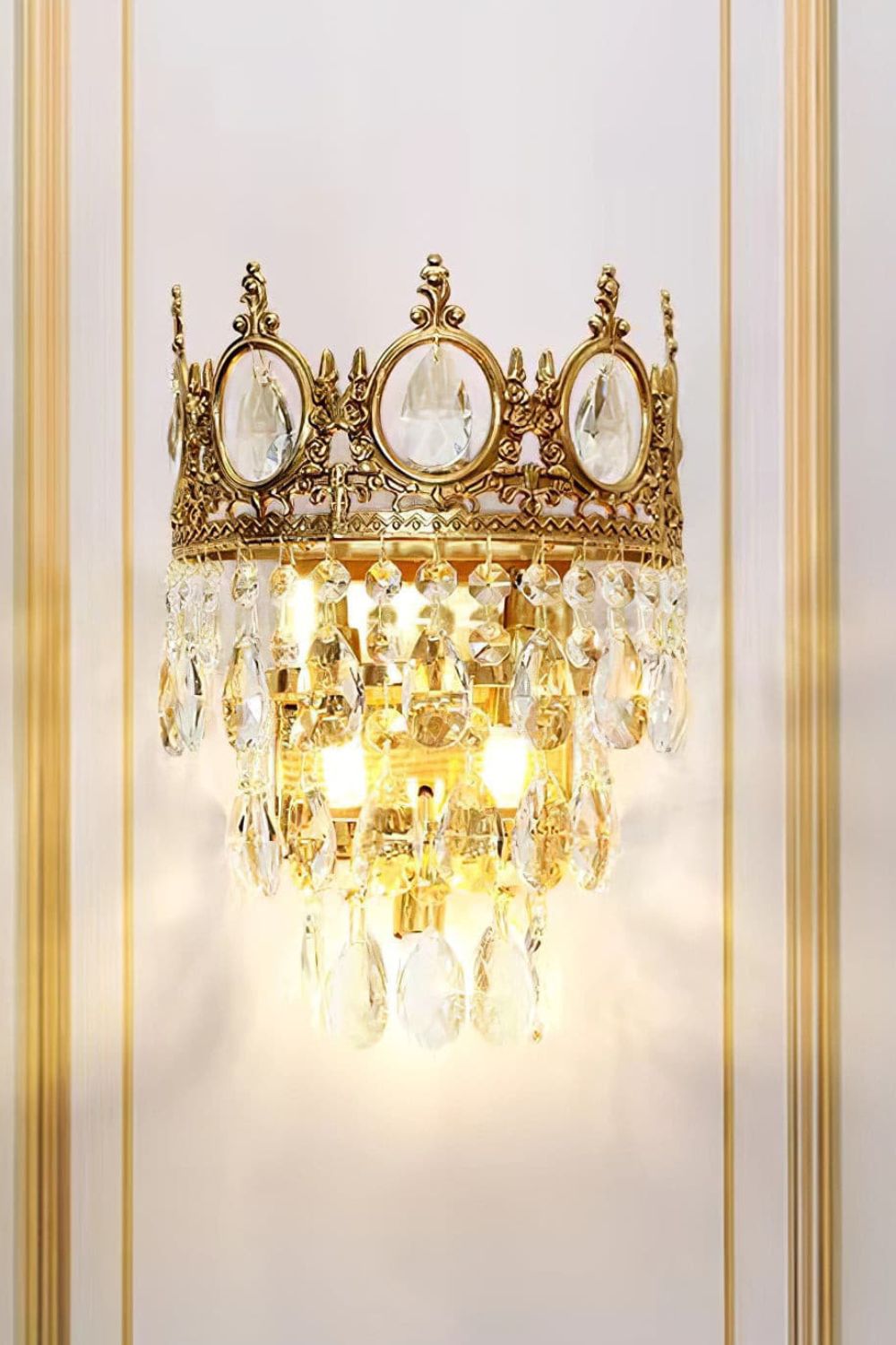 Vintage Crystal Sconce - SamuLighting