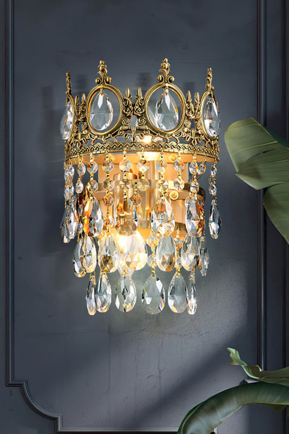 Vintage Crystal Sconce - SamuLighting