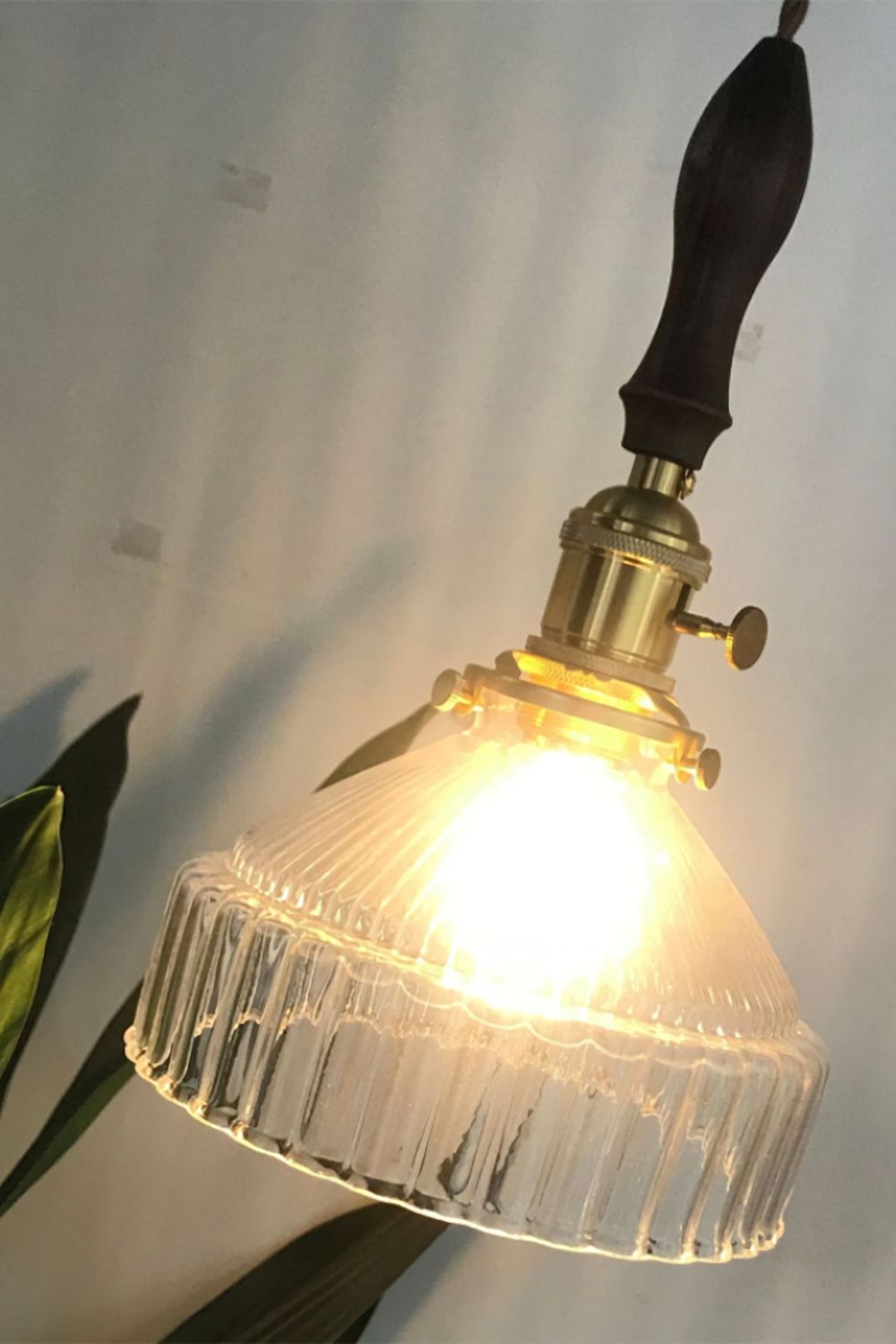 Vintage Glass Pendant Light - SamuLighting